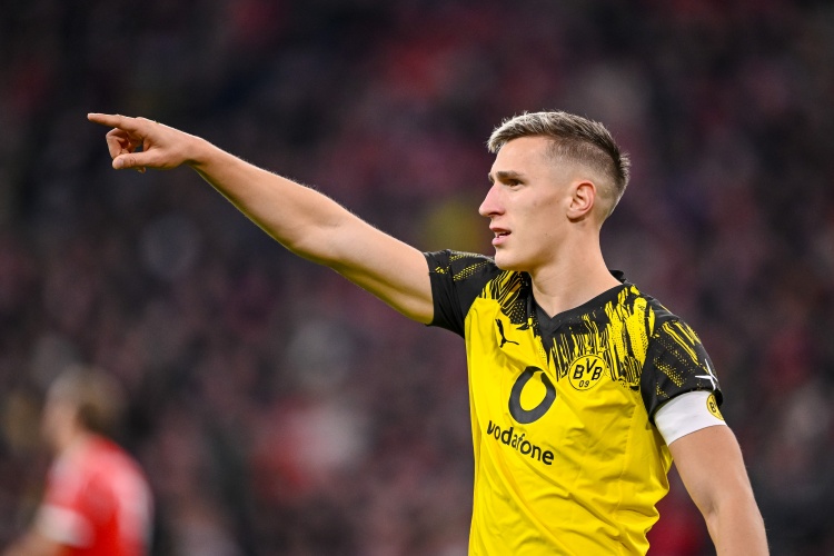 云开体育-体图：皇马有意施洛特贝克但尚未有任何接触，多特很希望球员留队